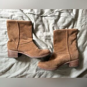 Ugg Cyrinda Boots